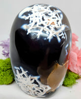 Freeform Orca Agate no3 - Crystal Carvings